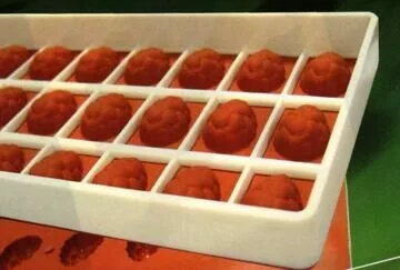 Форма с жестким каркасом , поэтому удобна в работе. Силикон позволяет вытряхивать заготовки с легкостью Форма с жестким каркасом , поэтому удобна в работе. Силикон позволяет вытряхивать заготовки с легкостью